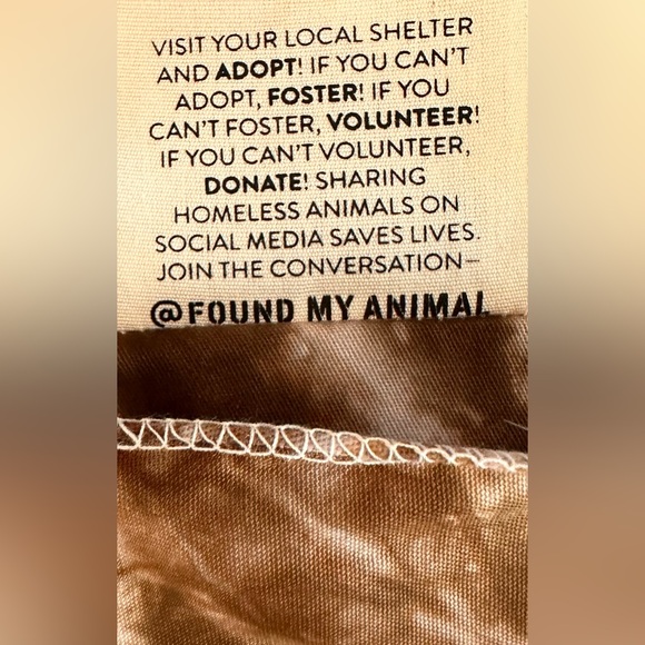 NWT Found My Animal Tie-Die Dog Bandana - Large - Chocolate, White and Sky Blue - Picture 4 of 9